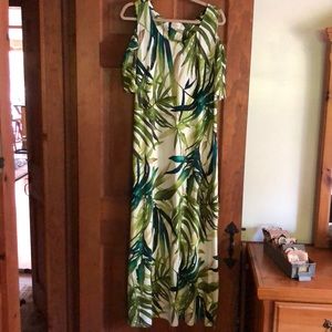 Chicos size 3 tropical maxi dress